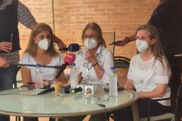 Hijas de secuestrado piden despeje de las FTC para retiro de medicamentos · Radio Monumental 1080 AM