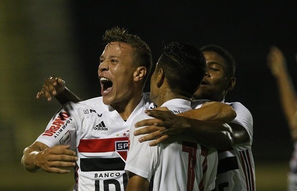 São Paulo inscribe a un paraguayo en su lista de Libertadores