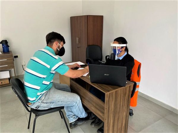 Habilitan en Caacupé un centro de información de las obras de ruta PY02 - Nacionales - ABC Color