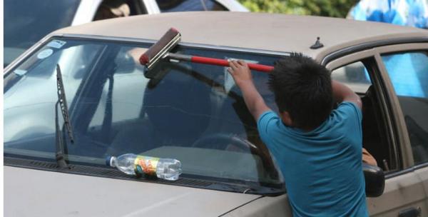 Imputan a madres que obligan a sus hijos a trabajar en la calle - Noticde.com