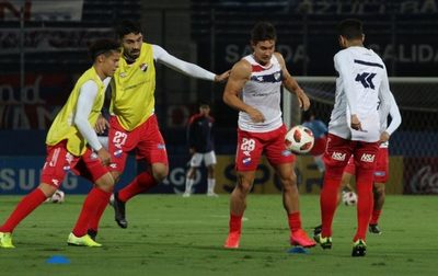 Nacional enfrenta a Cerro con 10 juveniles en planilla