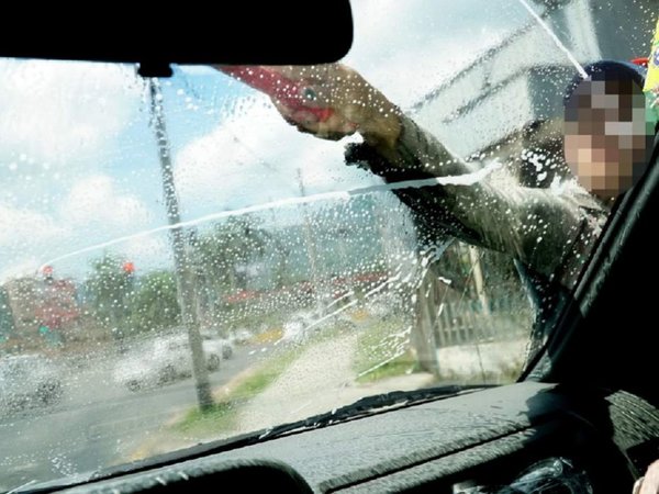 Imputan a tres mujeres por obligar a sus hijas a trabajar en las calles