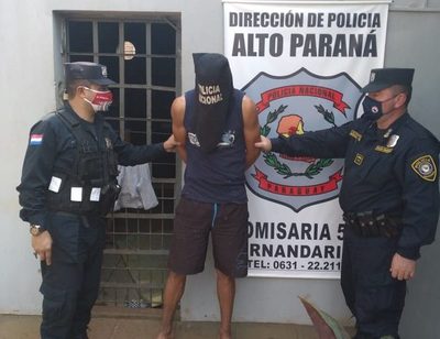 Prisión para cobarde hombre que golpeó a su mamá