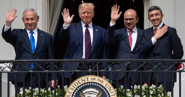 La Nación / Israel, Emiratos ÁrabesUnidos y Baréin firman acuerdos históricos