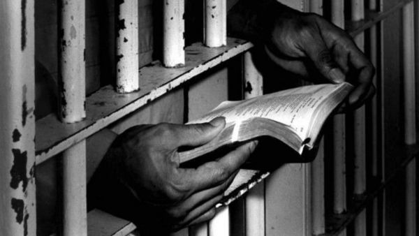Ciclo de lecturas que buscan cambiar la vida de reclusos