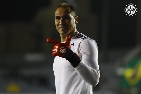 Con Azcona, Olimpia sumó su tercer partido al hilo sin recibir goles