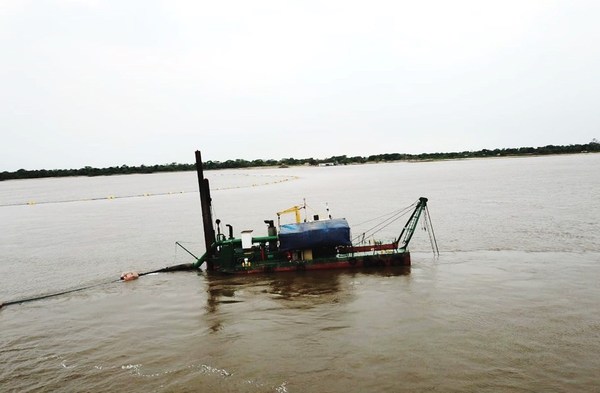 Histórica bajante de ríos Paraná y Paraguay obliga a dragado de cauces para mantener navegabilidad - ADN Paraguayo