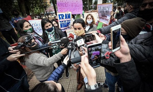 Argentina oficializa pedido de ingreso de forenses para nueva autopsia a niñas abatidas