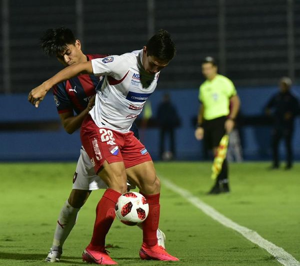 Arzamendia asegura que no tocó con la mano - Cerro Porteño - ABC Color