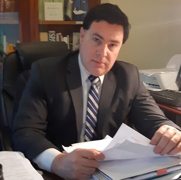 La previa a pérdida de investidura: Riera juega de satélite en plan de Cartes, según Estigarribia