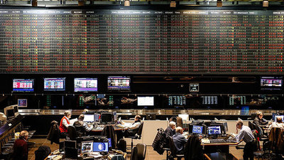 Mercado argentino se desploma por más restricciones cambiarias