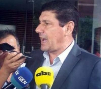 Dirigentes colorados cuestionan nombramientos de amantes y familiares en instituciones públicas por parte de presidentes de seccionales