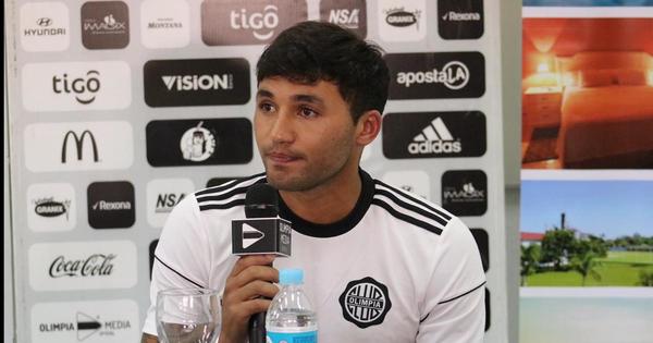 Olimpia rescindirá contrato con Tabaré Viudez