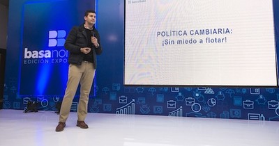 La Nación / Santiago Peña y la recuperación económica pospandemia