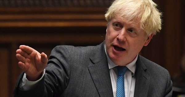 La Nación / Johnson: “Volver a unir al mundo”
