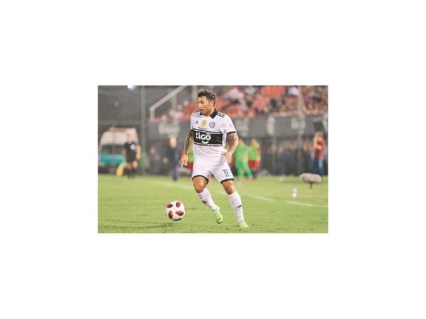 Olimpia rescinde con Viudez