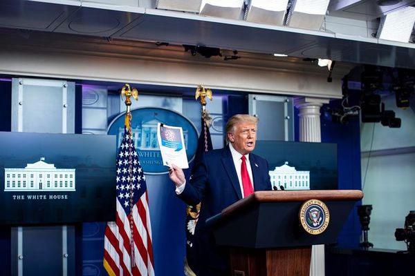 Los plazos para la vacuna, la última polémica dentro del Gobierno de Trump - Mundo - ABC Color