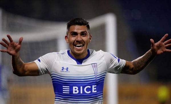 HOY / Católica firma su primer triunfo, a costa de Gremio, y sigue con vida