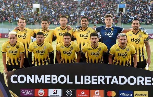 HOY / Guaraní se enfrenta a un Tigre que sale del encierro