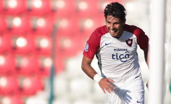 HOY / Conejo Benítez jugará en Sol hasta fin de año