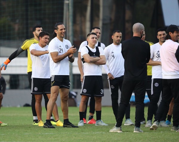 Jugadores de Olimpia, frente a nuevos testeos