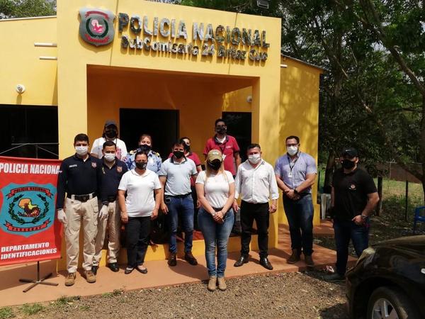 Programa "Seamos ciudadanos" realiza cedulación masiva en el departamento de Canindeyú - El Trueno