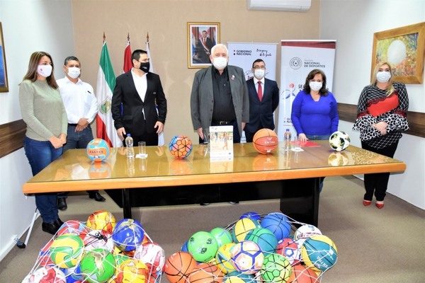 INTERESANTES PROYECTOS DEPORTIVOS DE LA SND PARA EL DPTO FUERON PRESENTADOS AL GOBERNADOR