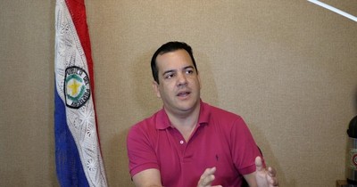 La Nación / Los salvadores que votaron a favor de Friedmann