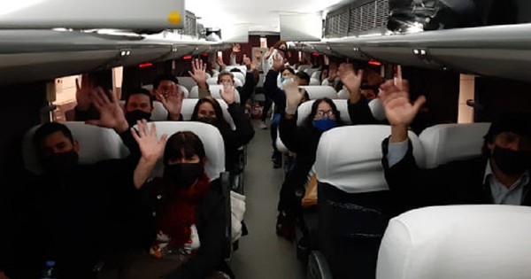 La Nación / Un total de 48 connacionales llegarán mañana desde Argentina