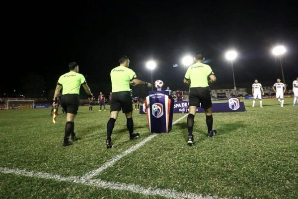Un caso de Covid-19 positivo dentro del plantel árbitros
