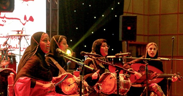 La Nación / La ardua lucha de un grupo de música femenino de Irán