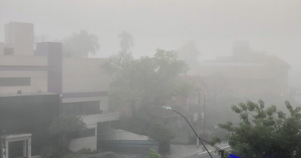 La Nación / Asunción amaneció con niebla y fue tendencia en redes: “Silent Hill”