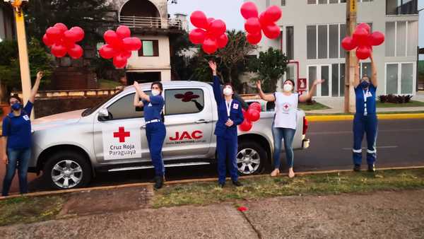 CEDEN CAMIONETA PARA ACCIONES SOLIDARIAS DE LA CRUZ ROJA ITAPÚA.