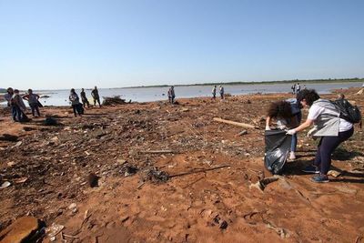 Celebrarán el día mundial de la limpieza de playas en la Bahía de Asunción