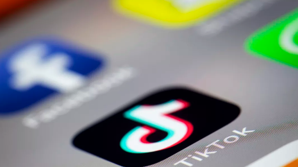 Trump cumplió su amenaza y prohibió el uso de TikTok y WeChat en Estados Unidos