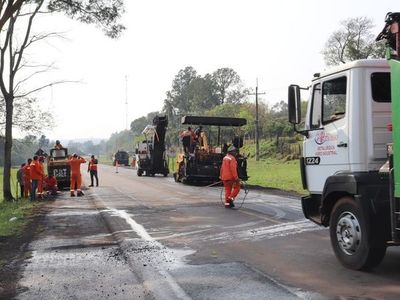 Avanza el mejoramiento de 168 km de la Ruta PY01 por US$ 24 millones - Nacionales - ABC Color