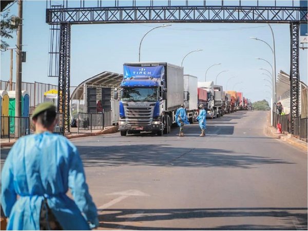 Municipalidad de CDE suspende actividades hasta la reapertura del Puente de la Amistad