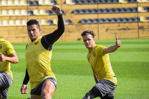 Temporada de tesá po’e entre clubes: Cerro y Olimpia echan ojos a 2 ídolos de Guaraní