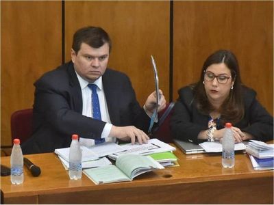 Dionisio Amarilla urge a la CSJ resolver acción para volver al Senado