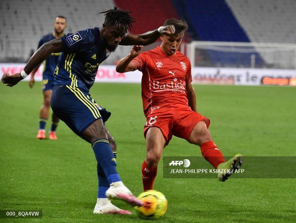 El Lyon empata sin goles con Nimes - Fútbol - ABC Color