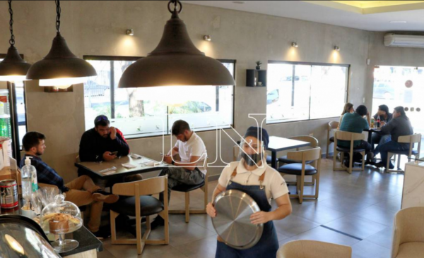 HOY / Pronostica más cierres de locales gastronómicos para el 2021