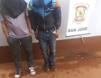 Apresan a dos sujetos con marihuana