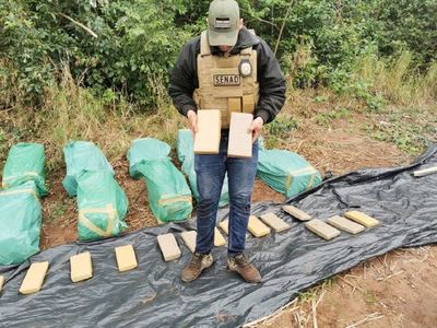 Hallan carga de marihuana oculta en un pozo en territorio del EPP