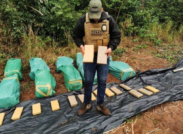 Hallan carga de marihuana oculta en un pozo en territorio del EPP