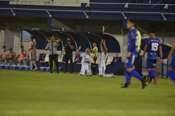 12 de Octubre triunfa ante el Danzarín