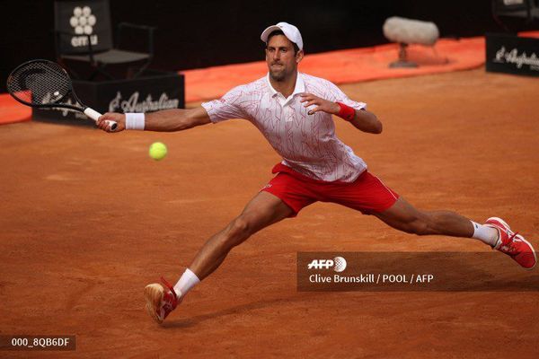 Djokovic y Muguruza sufren, pero avanzan a semifinales - Tenis - ABC Color