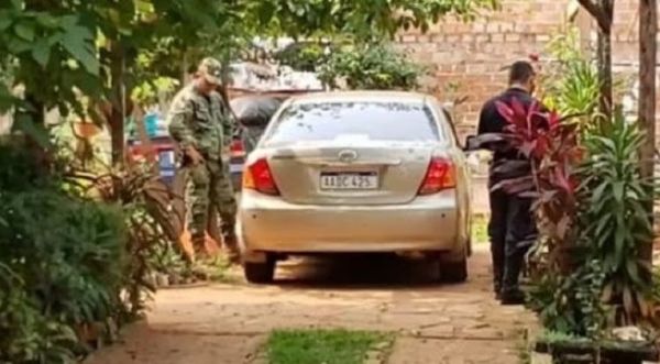 A huevazos escrachan a concejal de Repatriación acusado de estupro