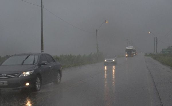 Emiten alerta por tormentas para cinco departamentos - Nacionales - ABC Color