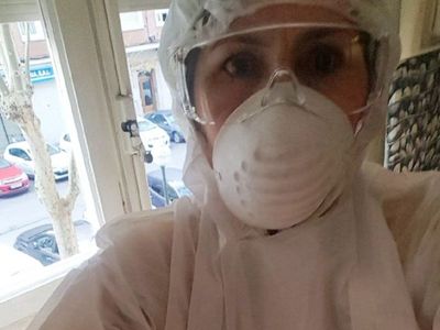 De visitadora médica a atender a personas vulnerables en España