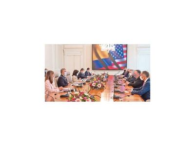El secretario de EEUU  consolida la alianza  contra Maduro en una gira